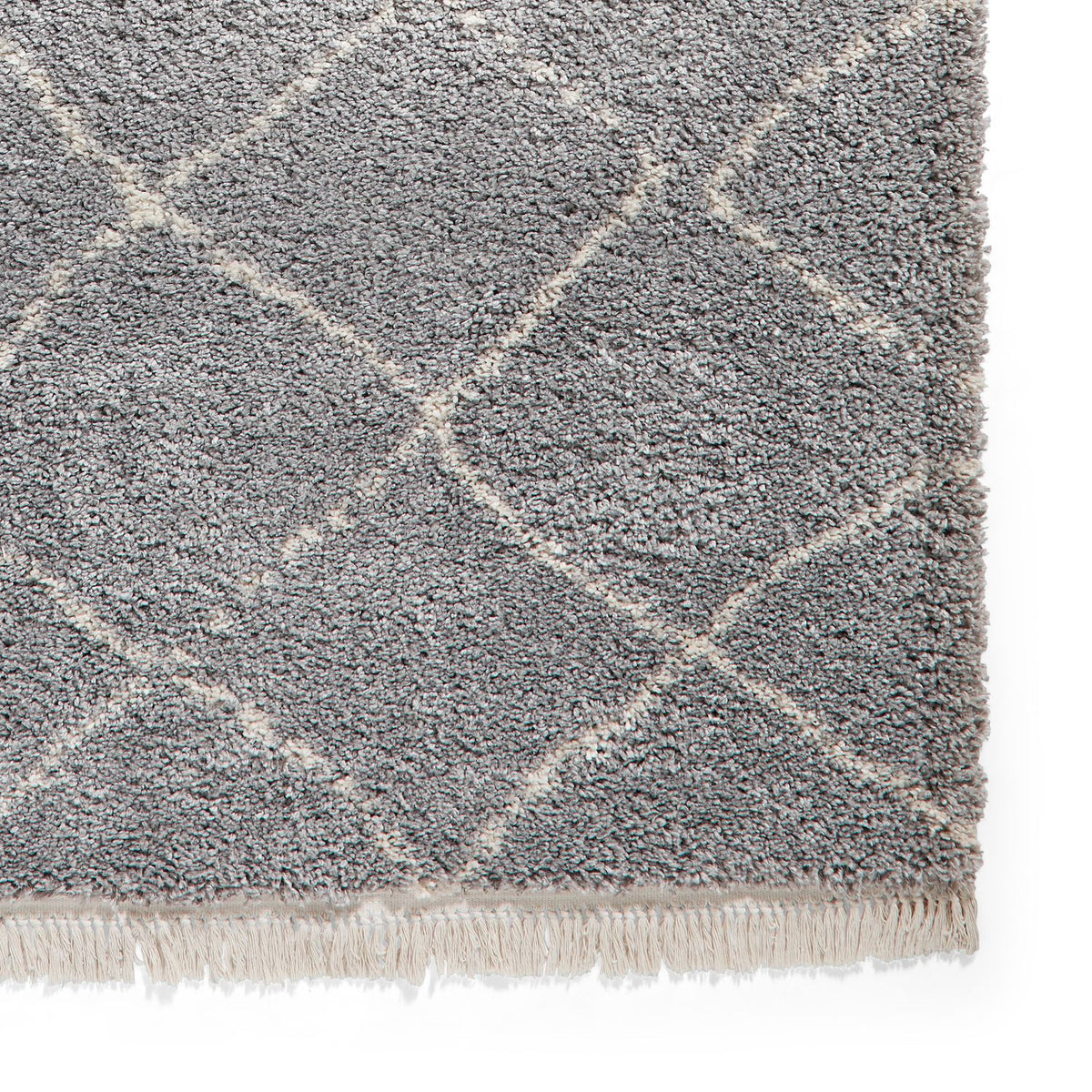 Grey Willow Shaggy Tasselled Diamond Rug from Roseland Furniture