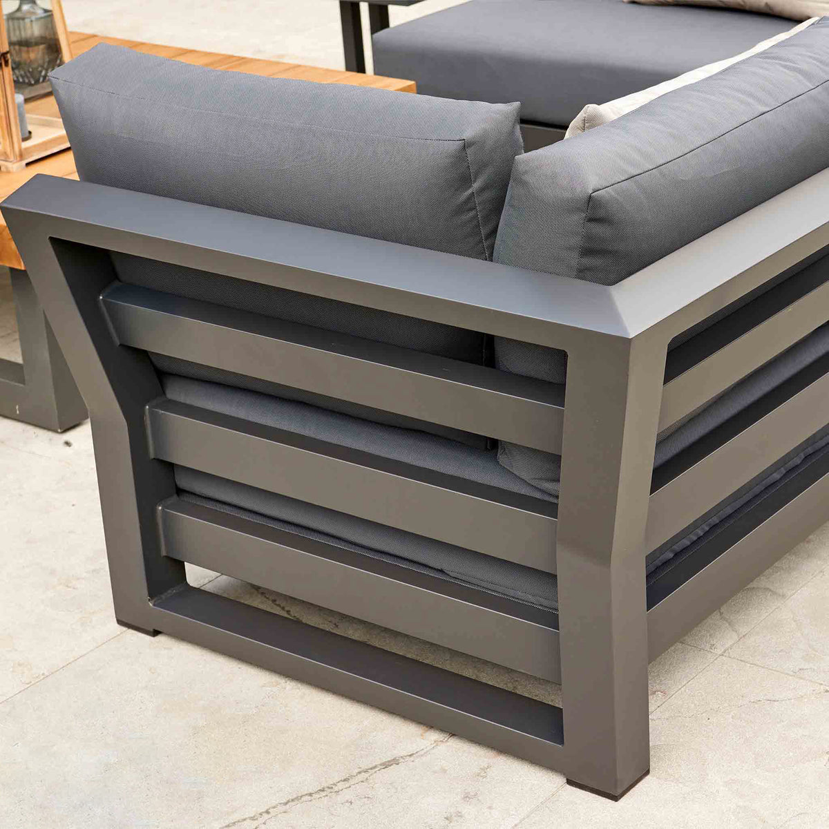 LIFE Nevada Corner Lounge Set with Teak Coffee Table
