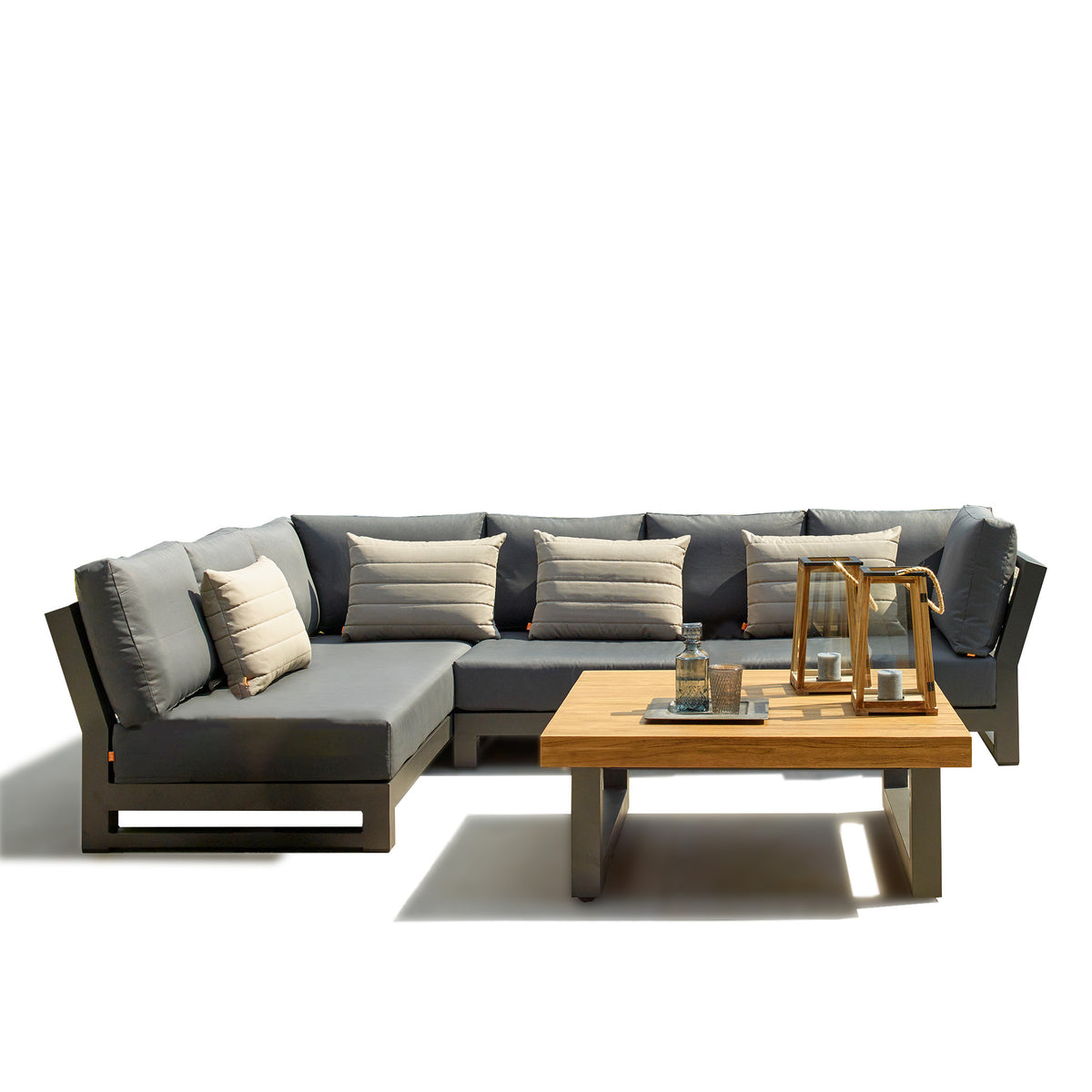 Nevada Mini Garden Lounge Set by Roseland Furniture