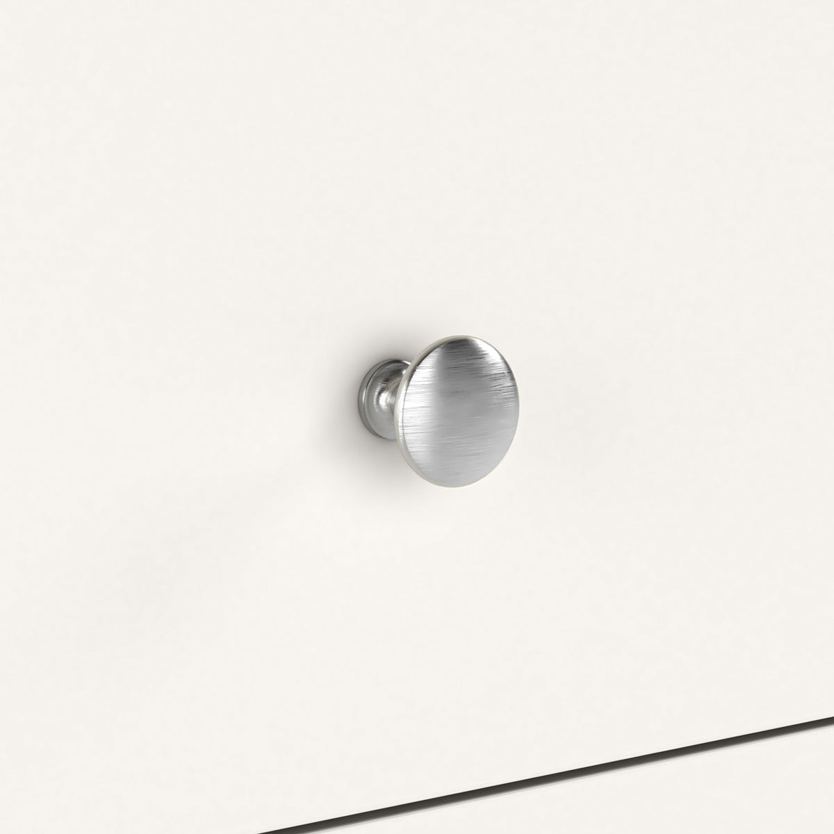 Farrow XL Coconut White metal handles from Roseland Furniture