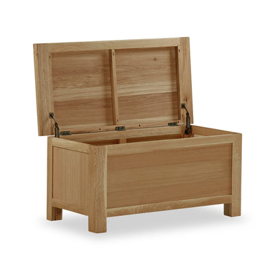 Walder Oak Blanket Box