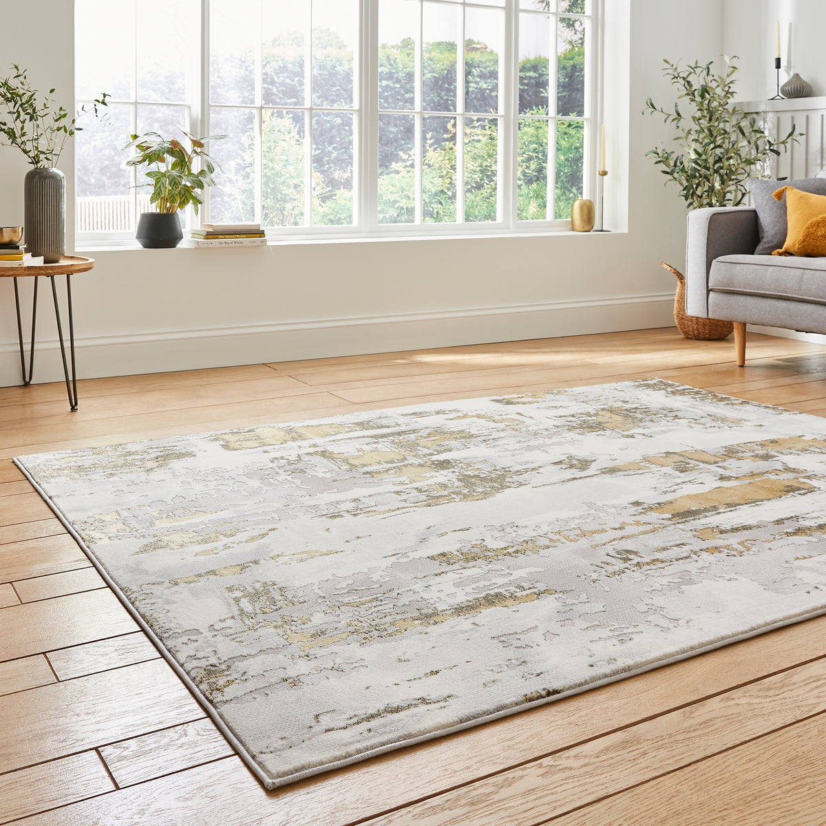 Aldrin Grey Gold Distressed Patterned Rug for bedroom