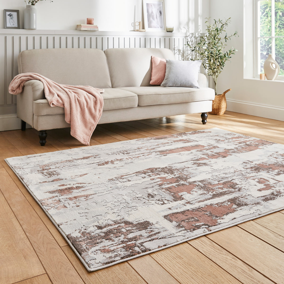 Aldrin Grey Rose Distressed Patterned Rug for bedroom