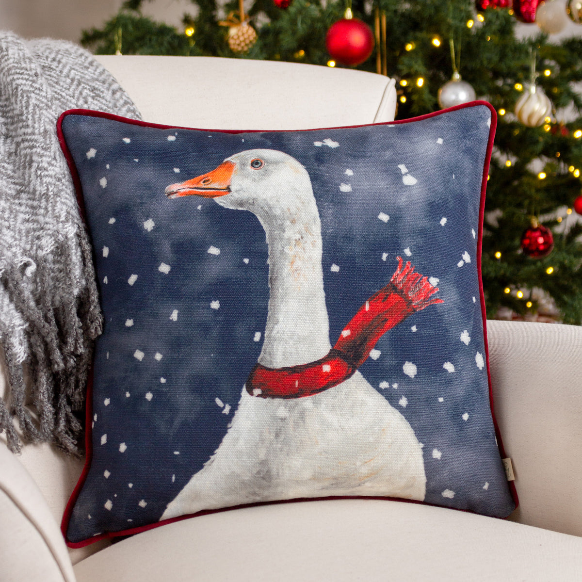 Christmas Goose 43x43 Cushion by Roseland Furniture