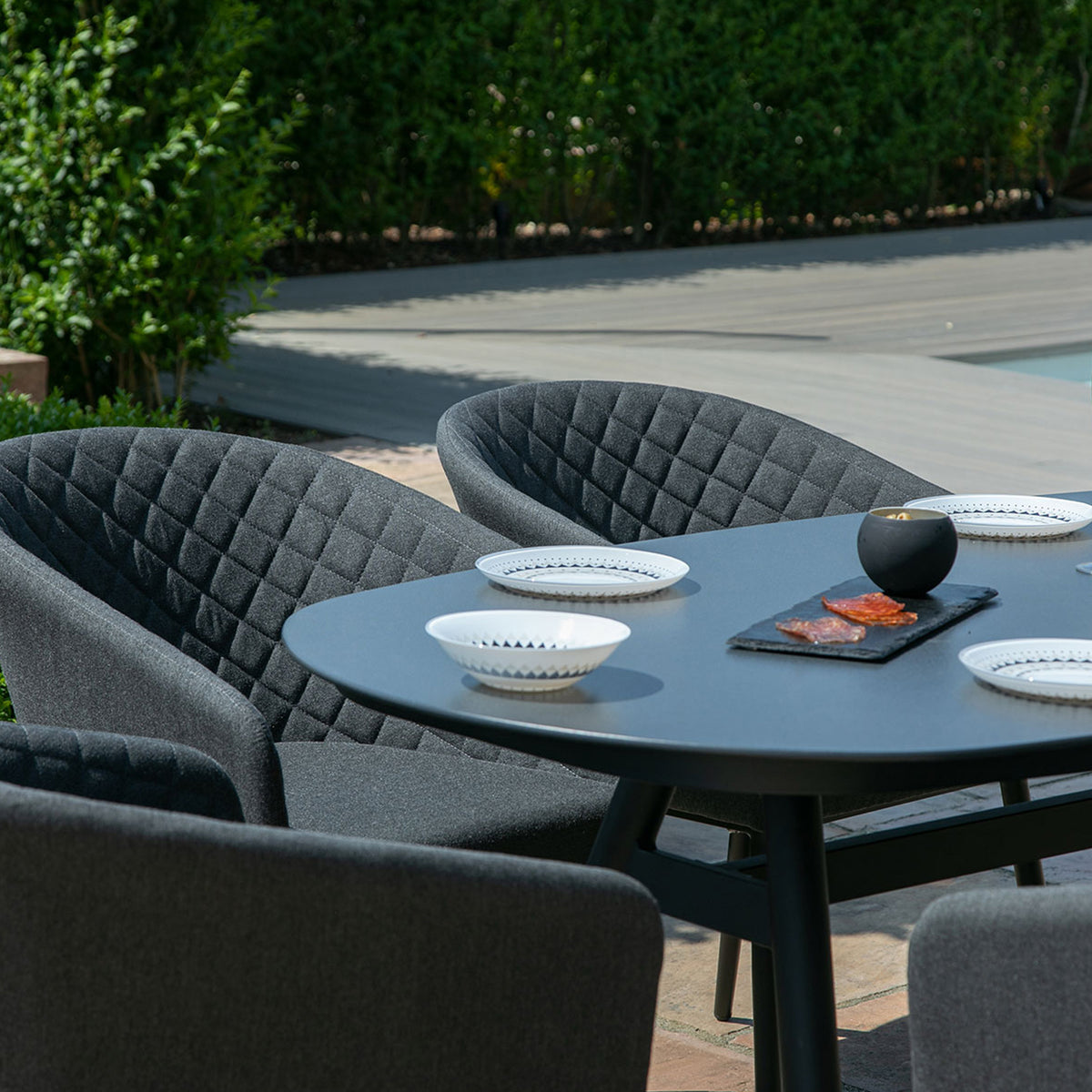 Maze Ambition Charcoal 6 Seat Outdoor Oval Dining Set