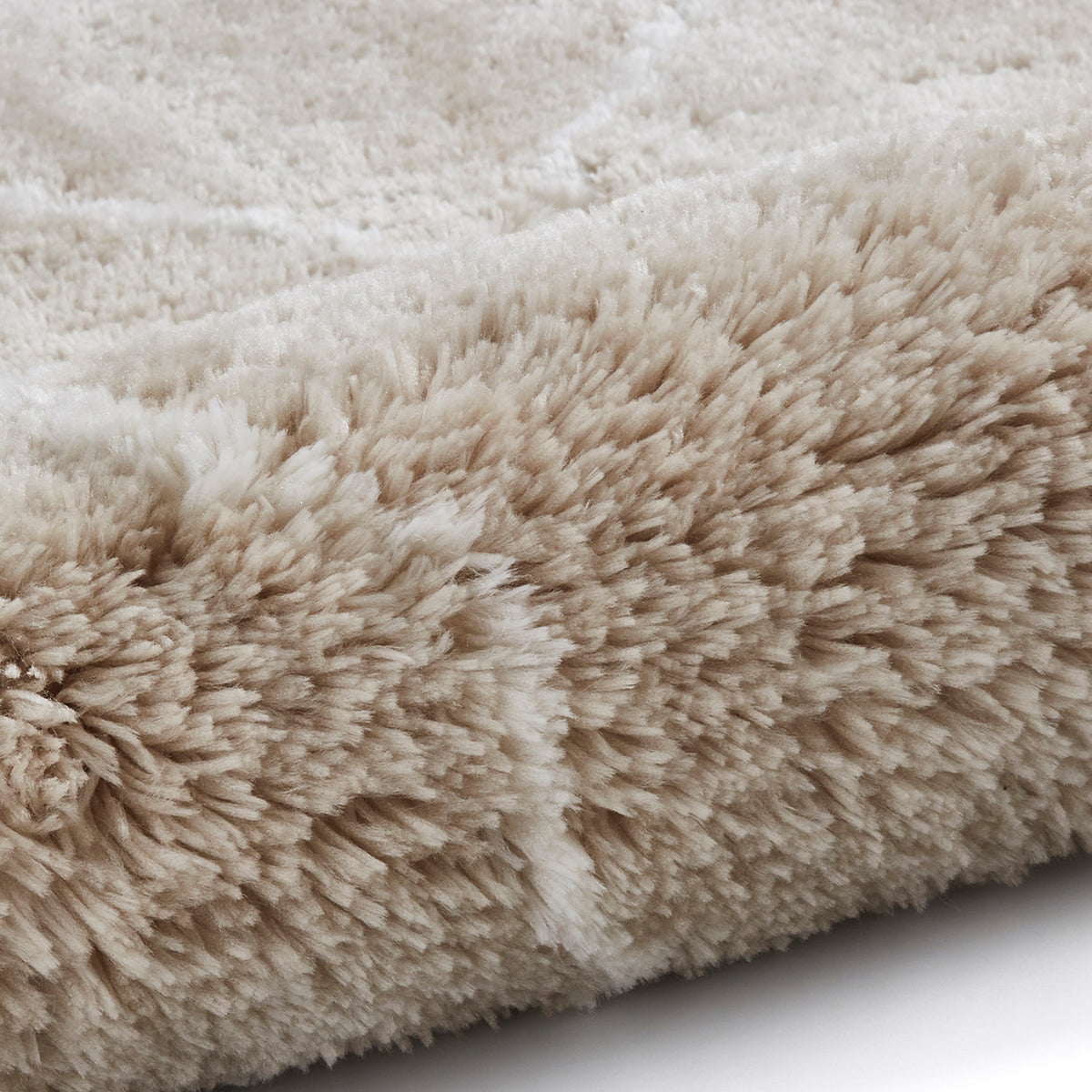 Braddock Diamond Shaggy Rug