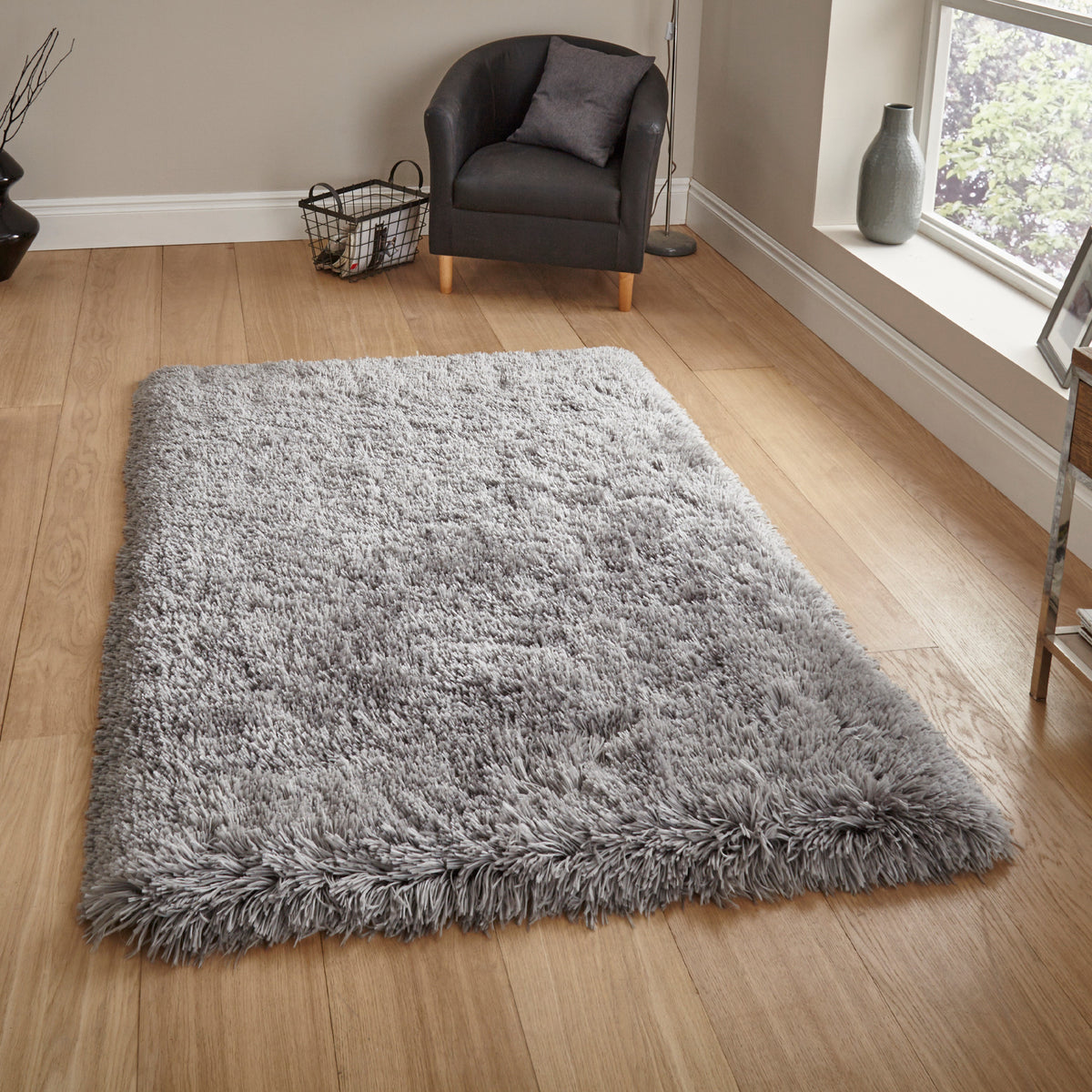 Hatton Light Grey Hand Tufted Shaggy Rug for bedroom
