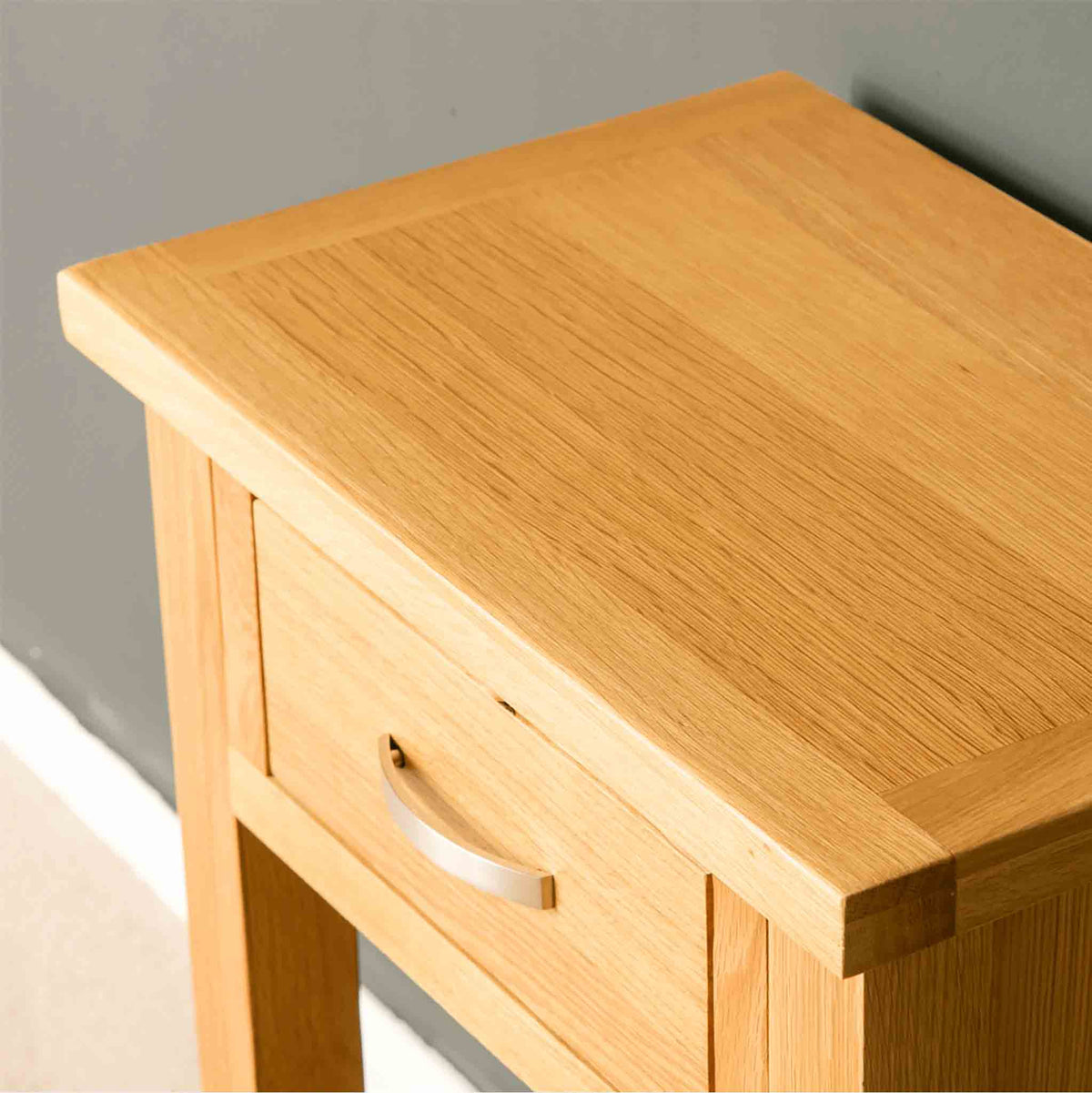 Top surface of the London Oak Telephone Table by Roseland Furniture