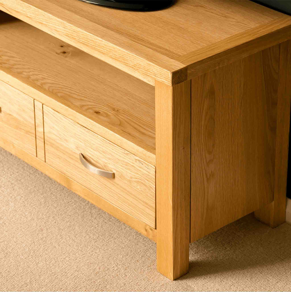 Drawer closed on a London Oak 90cm TV Stand