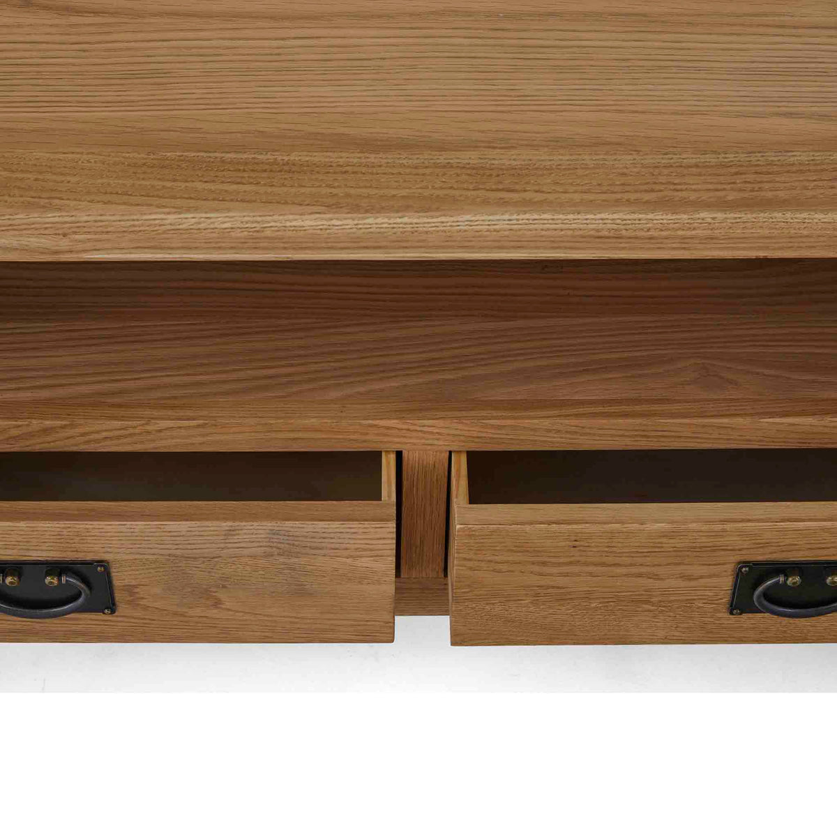 Zelah Oak 200cm TV Stand - Close up of drawers