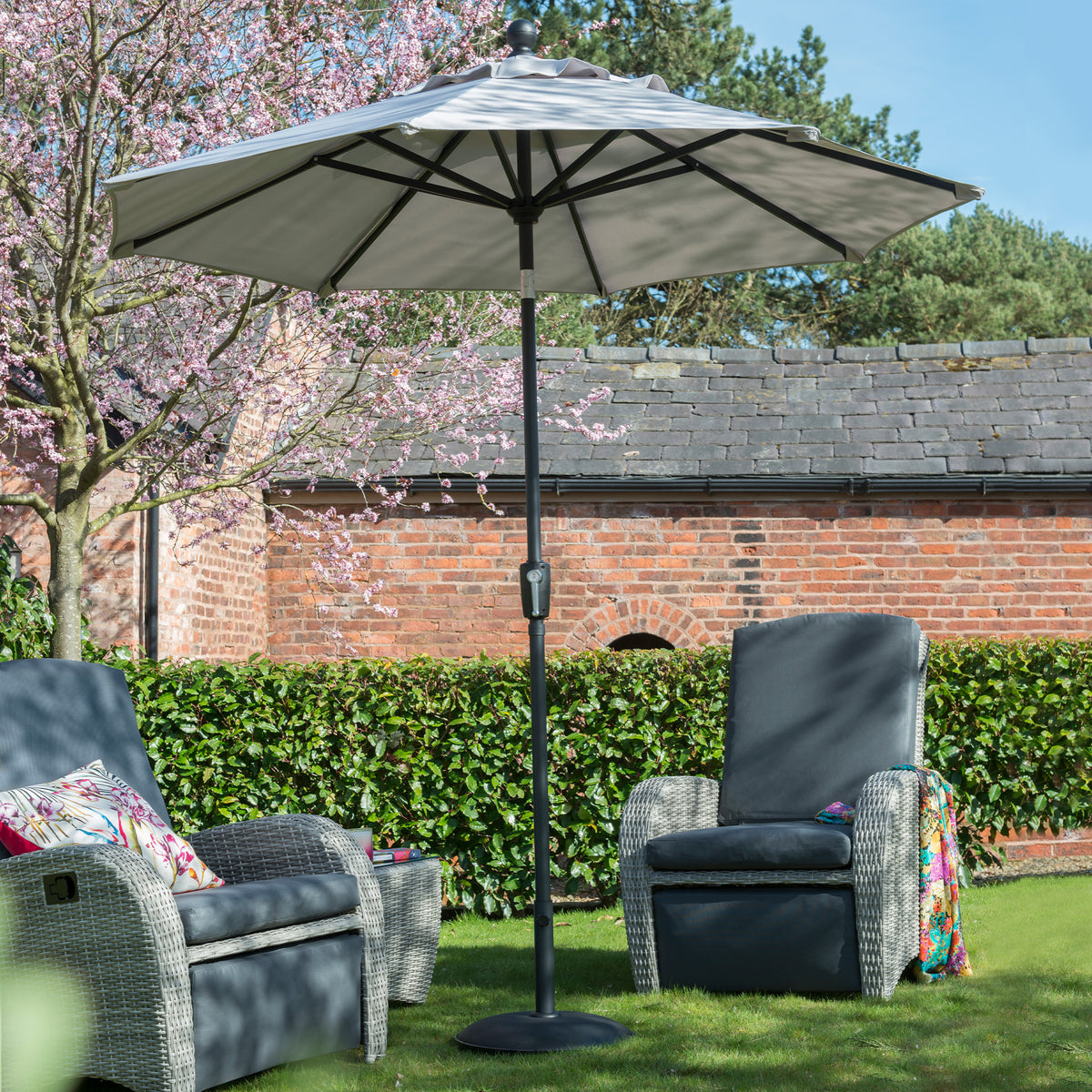 Elizabeth Grey 2.7m Outdoor Parasol from Roseland