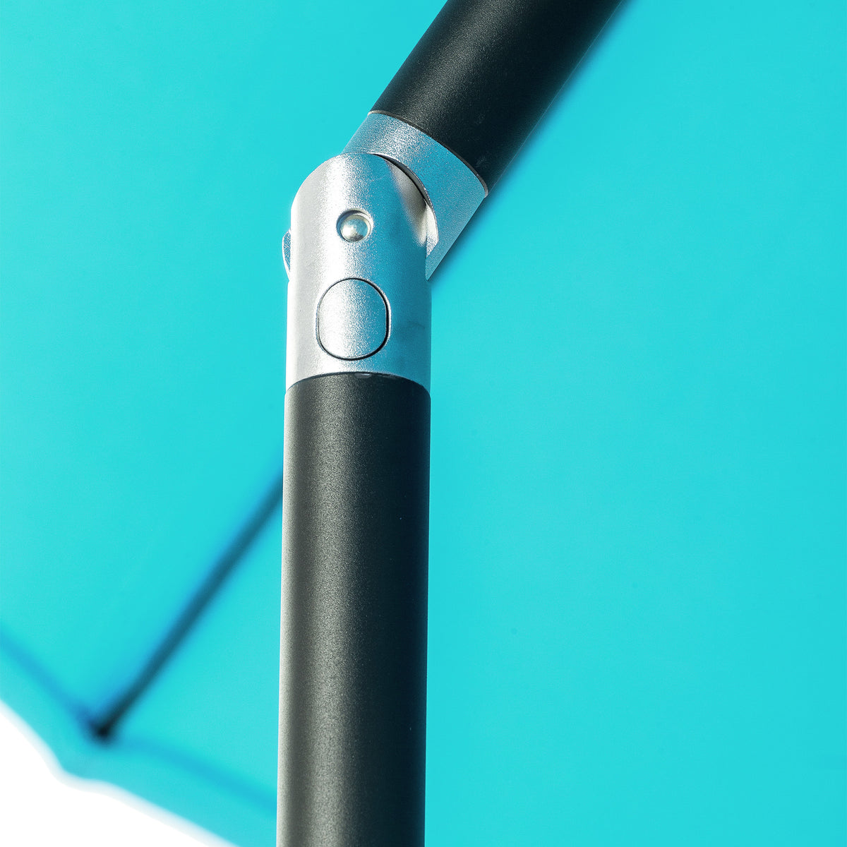 Geisha 2.5m Aqua Crank & Tilt Parasol