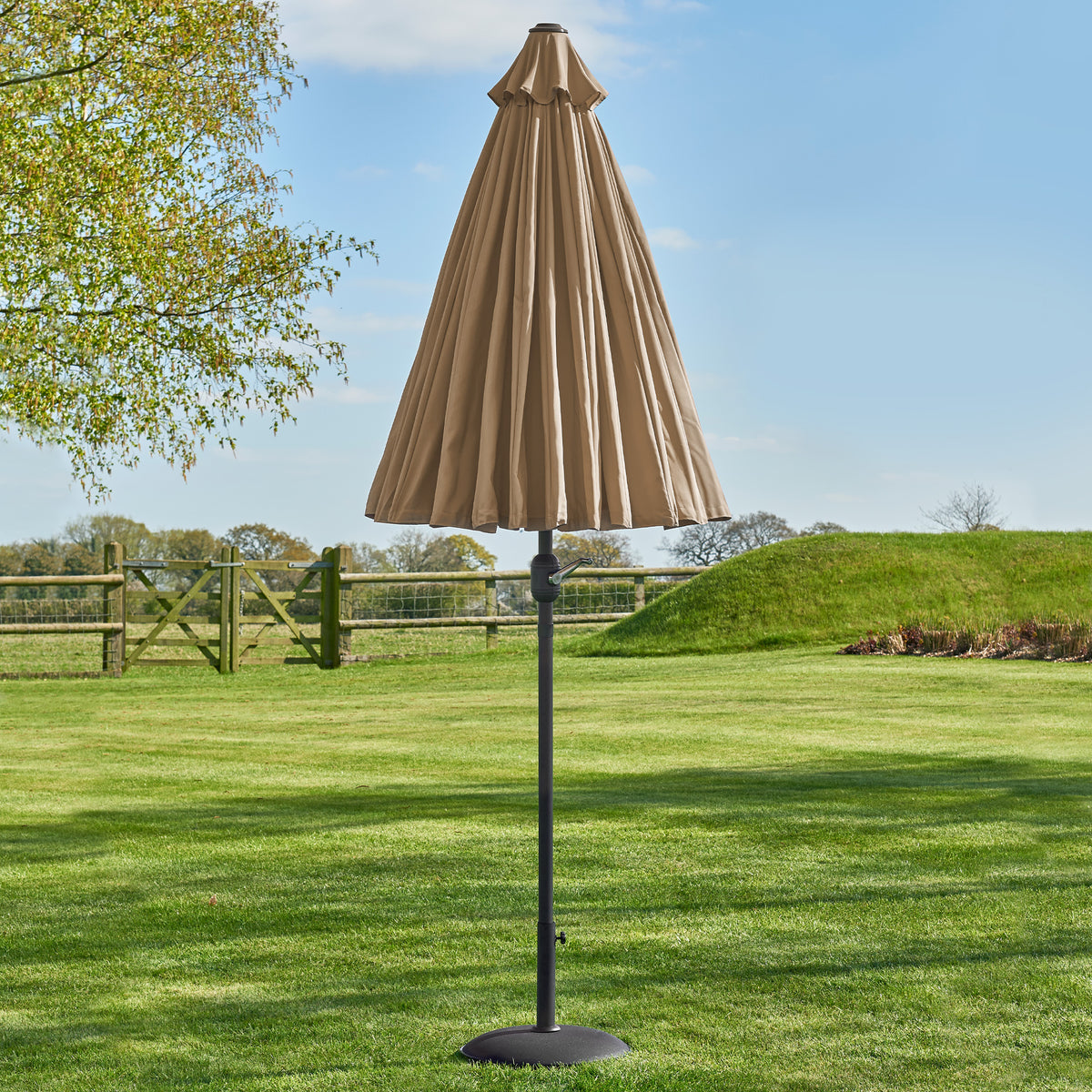 Geisha 2.5m Taupe Outdoor Garden Umbrella