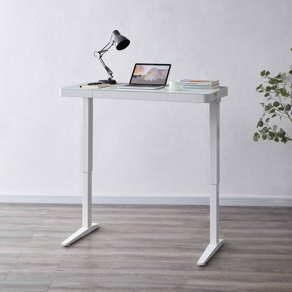 Lana White Wireless Smart Office Desk with adjustable height