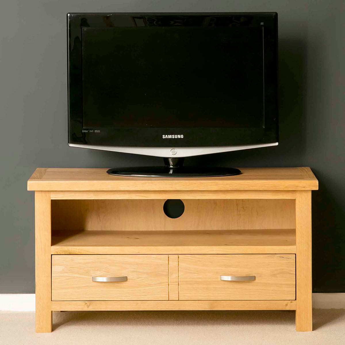 The London Oak 90cm TV Stand by Roseland Furniture