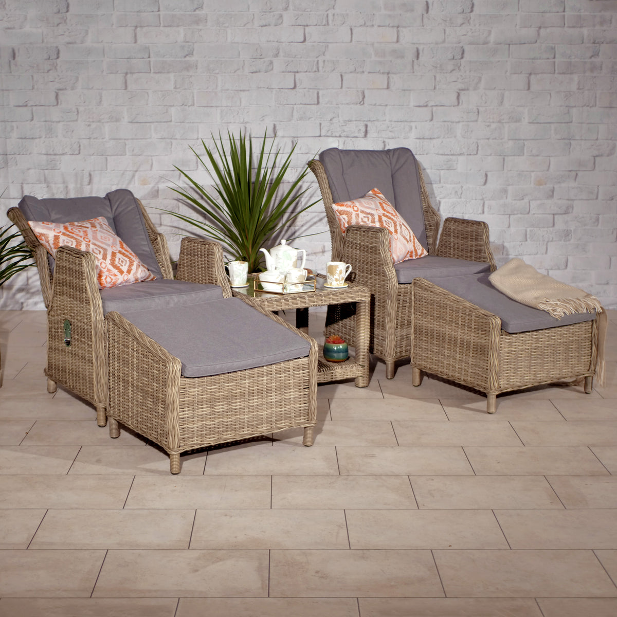 Wentworth Rattan Deluxe Reclining Chair Set