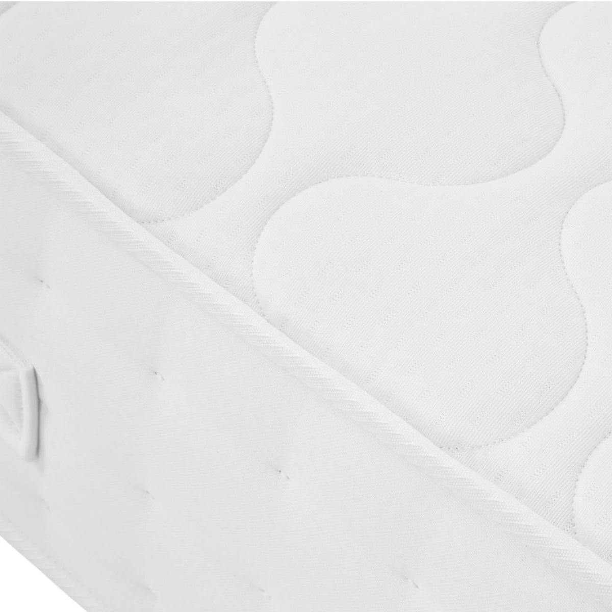 Roseland Sleep Comfort Quilted Mattress edge close up