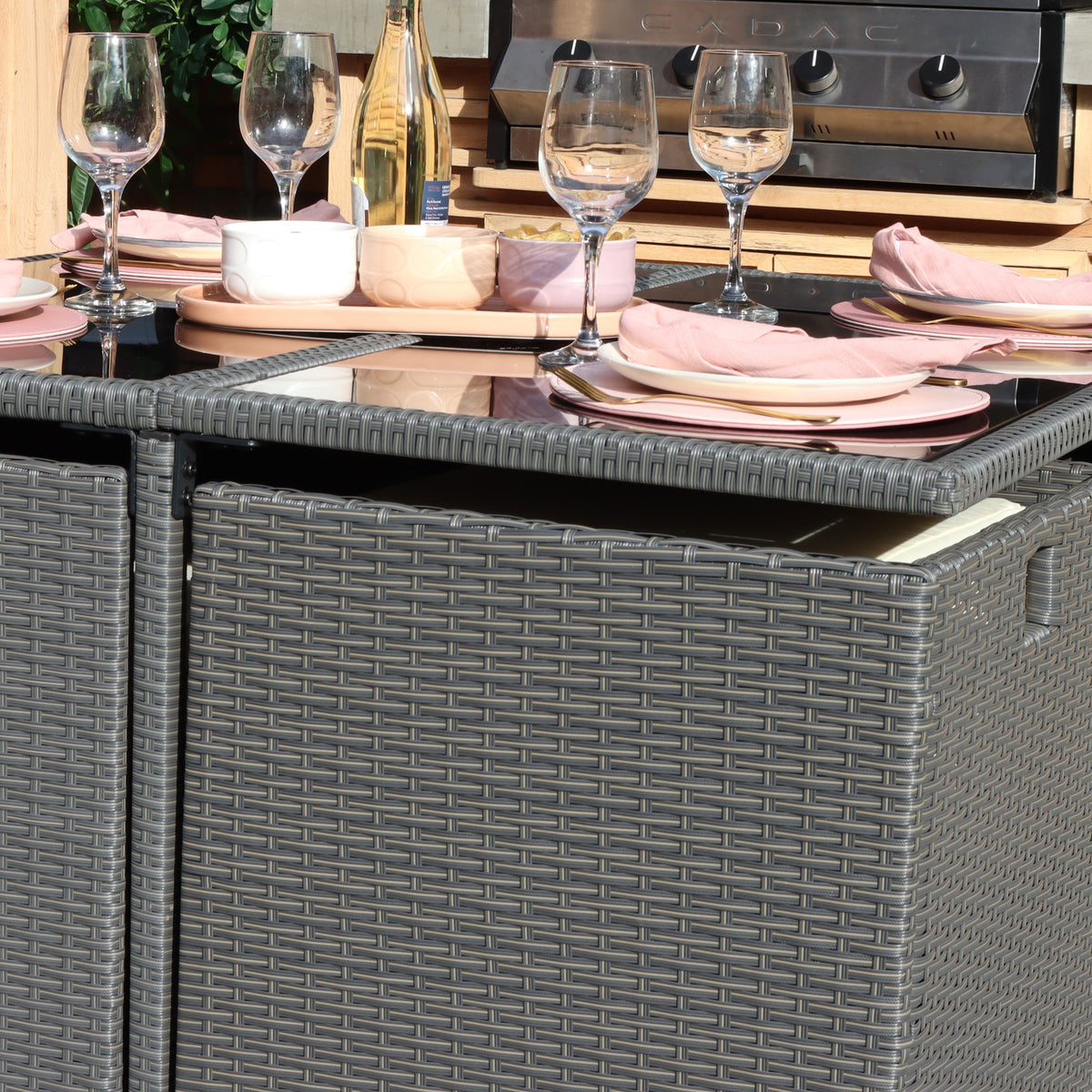 Cannes Grey Rattan 8 Seater Cube Sining Set from Roseland Furniture