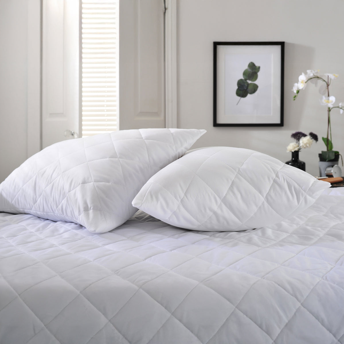 Easy Wash Mattress Protector from Roseland Furniture