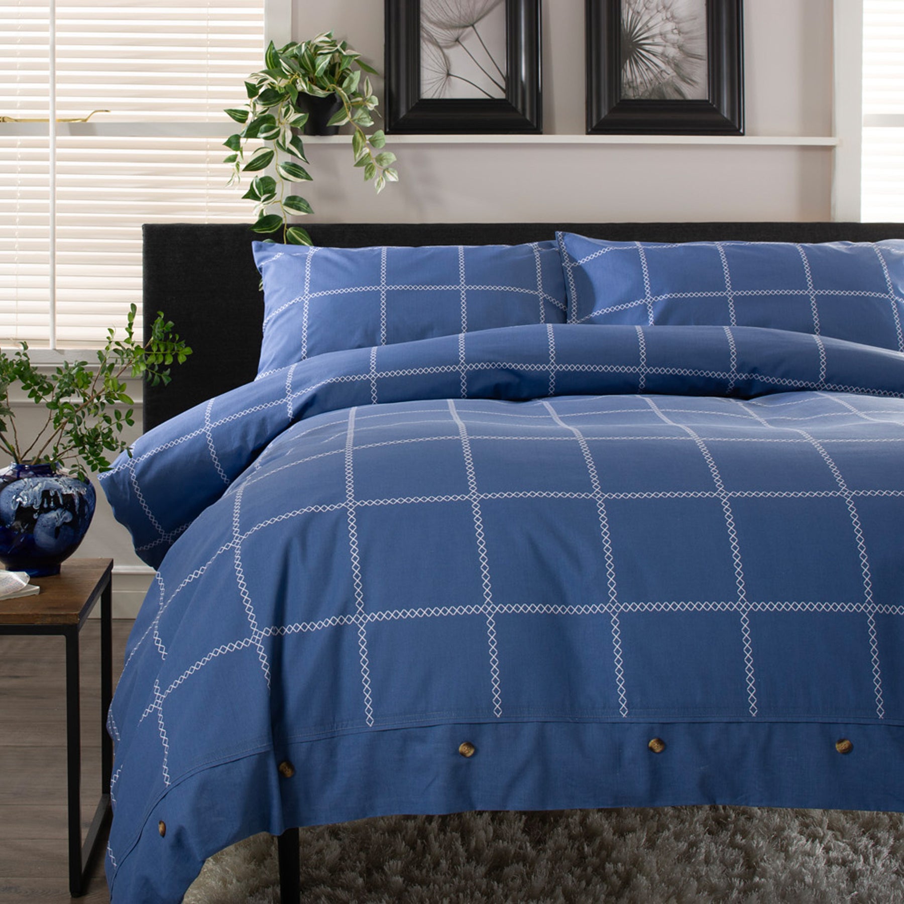 Crossley Heath Single Duvet Set Blue White from Roseland Furniture