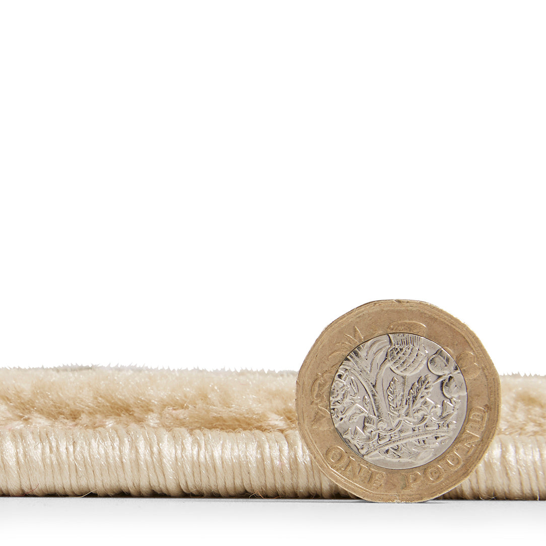 Holden Cream Red Rug from Roseland Furniture