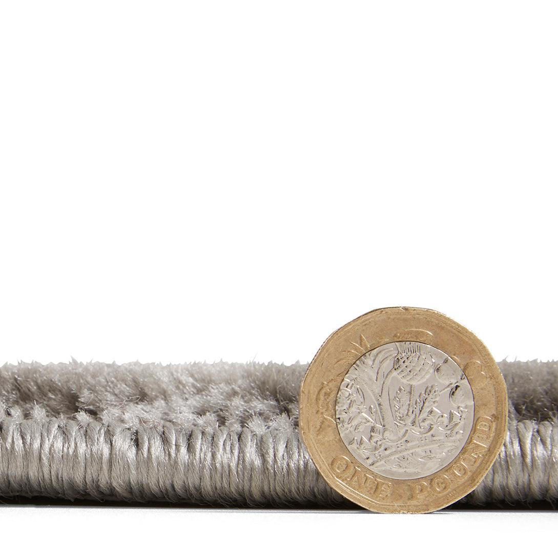 Holden Silver Rug from Roseland Furniture