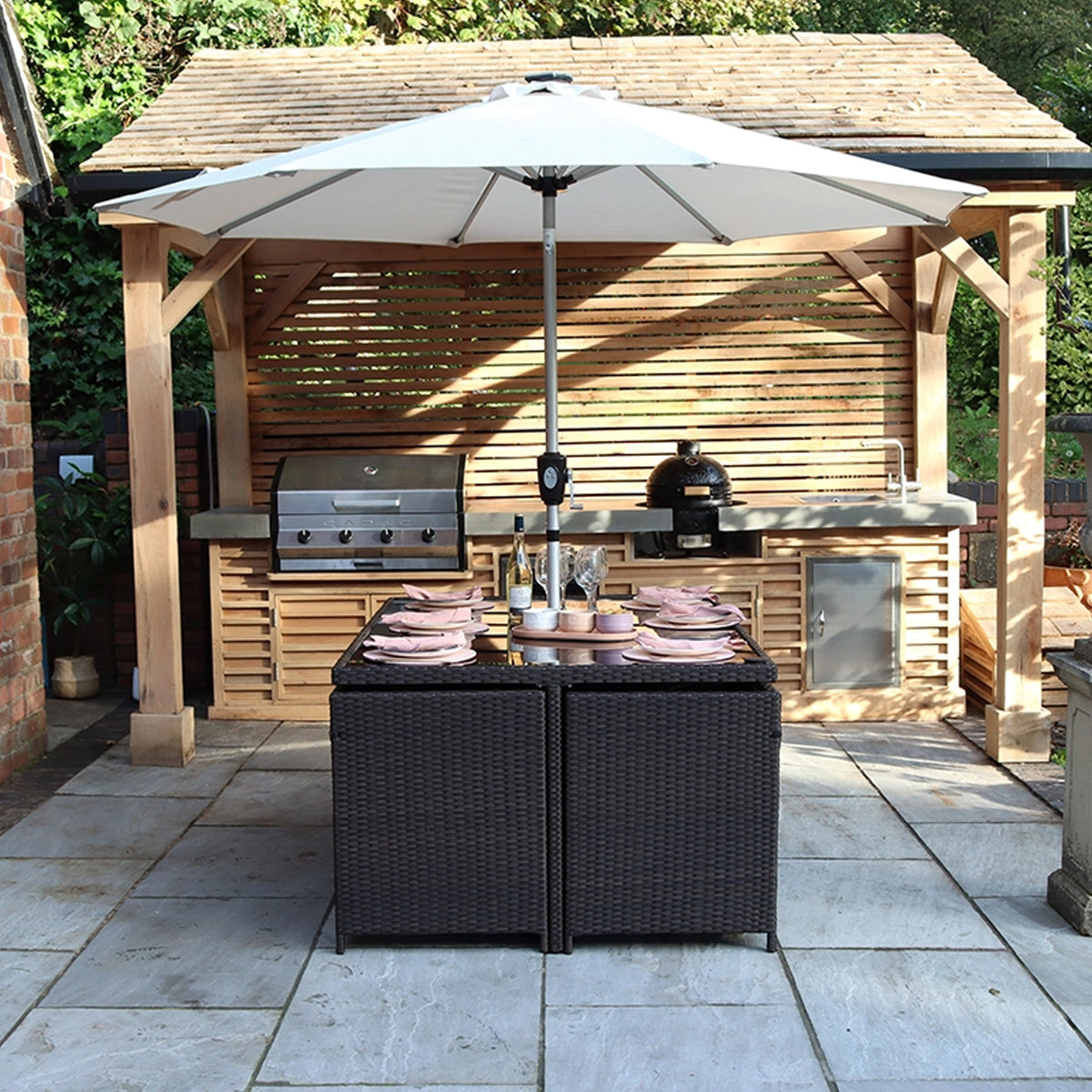 Vada 6 Seat Rattan Cube Set Brown from Roseland Furniture