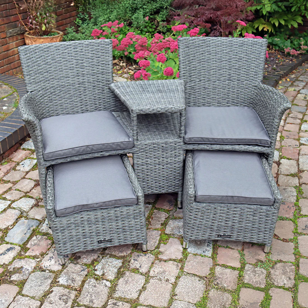 Paris Lux Rattan Companion Set from Roseland Furniture