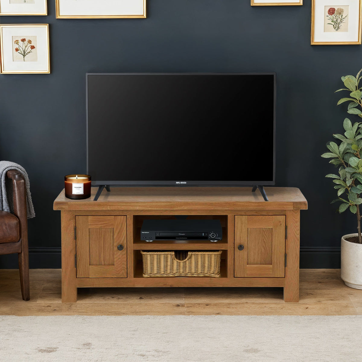 Zelah 120cm TV Stand from Roseland Furniture