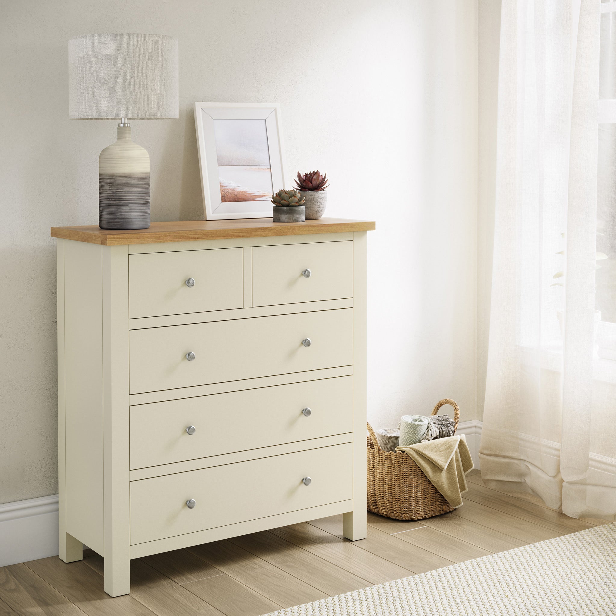 Cream and wood discount chest of drawers