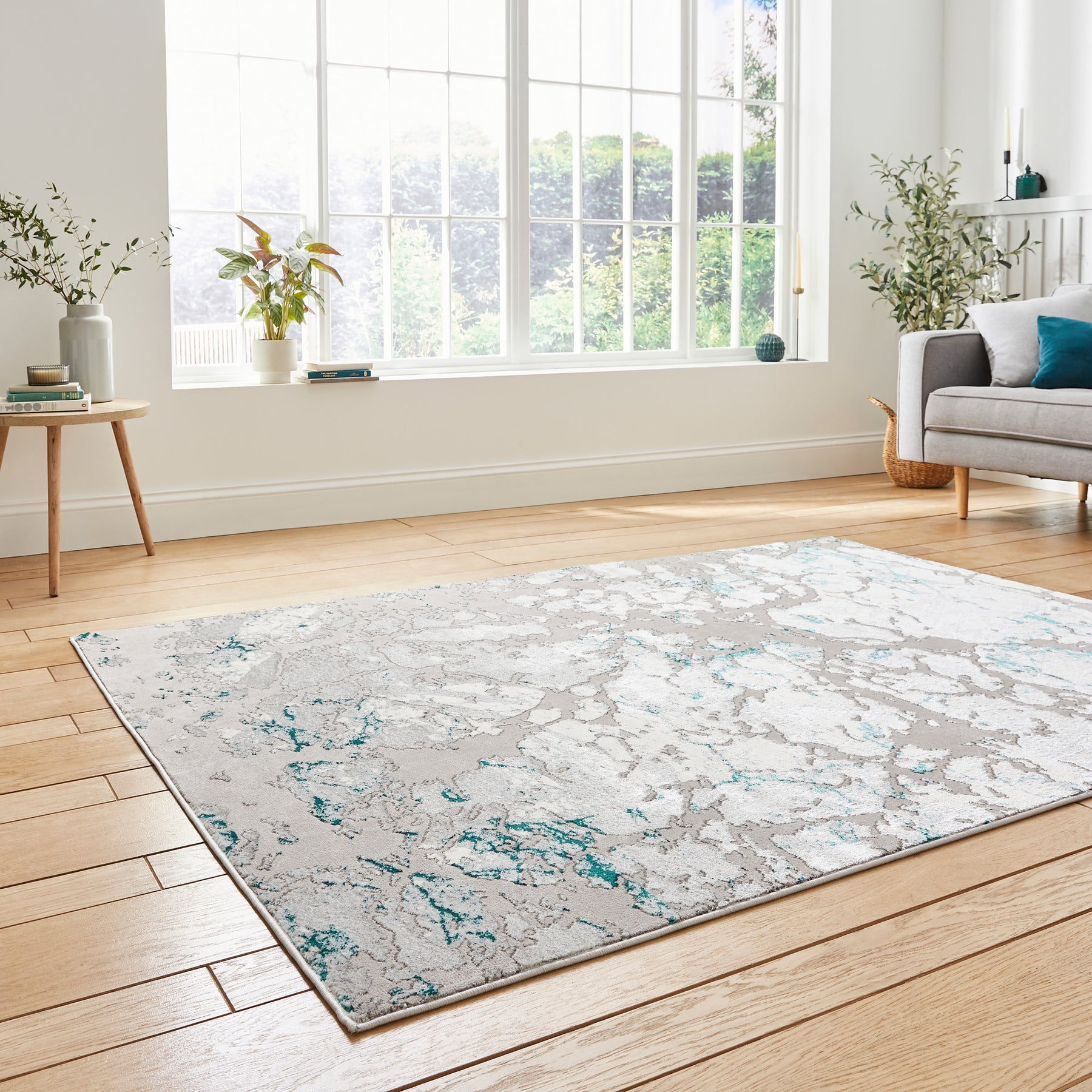 Aldrin Grey Green Marble Effect Rug for bedroom