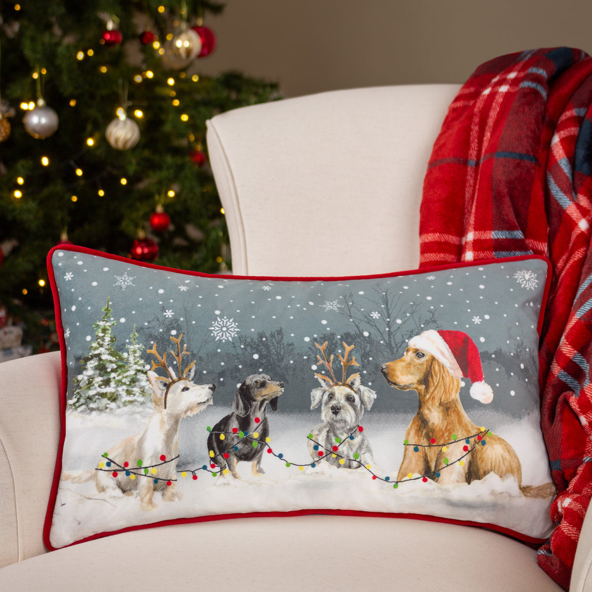 Christmas Dog 30x50 Cushion by Roseland Furniture