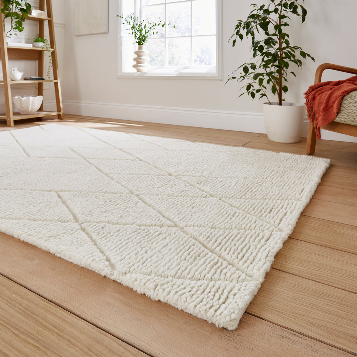 Wilburn Diamond Wool Rug Natural from Roseland Furniture