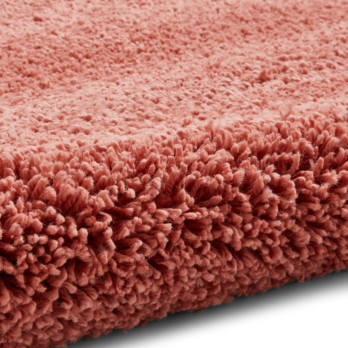 Roswell Pastel Peach Stain Resistant Shaggy Rug 