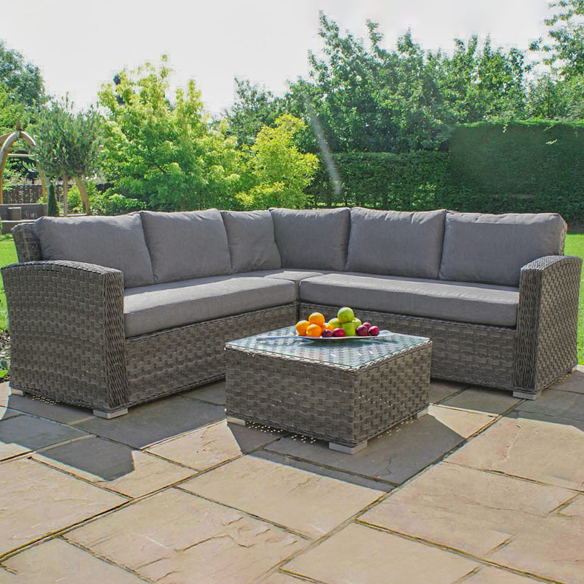 Maze Victoria Small Outdoor Rattan Corner Sofa Group from Roseland Furniture