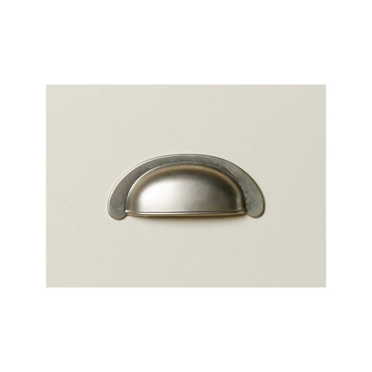 Close up of metal handle on The Daymer Cream 2 Door Double Wardrobe