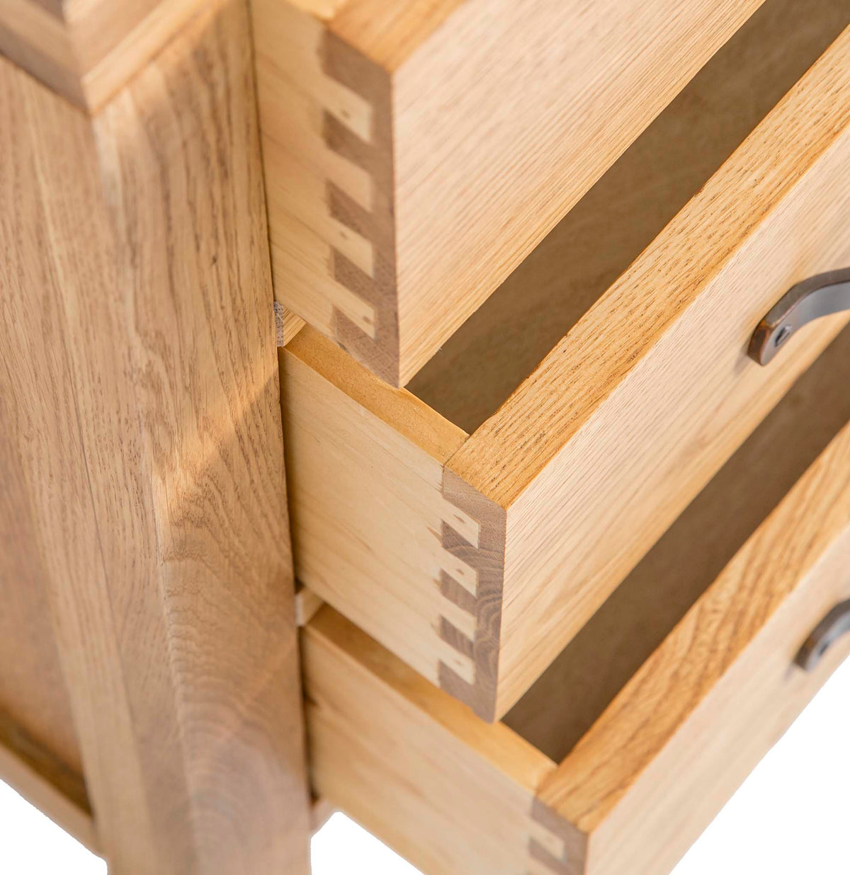 Abbey Waxed 3 Drawer Small Oak Bedside Table - Close up of dovetail joints on drawers