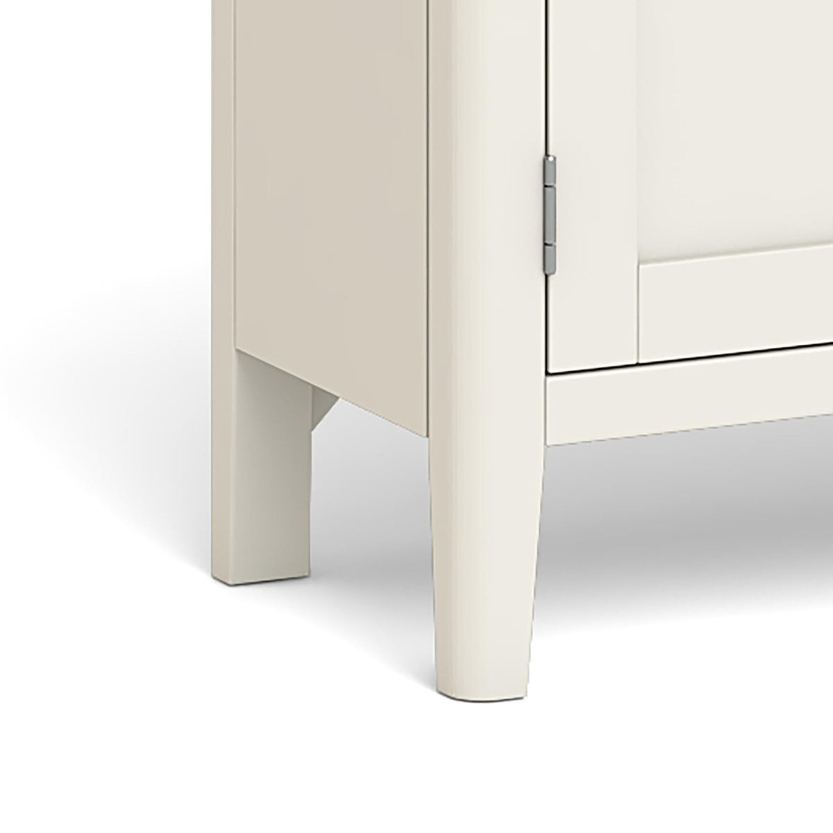 Windsor Cream Large Sideboard - Close Up of Sideboard Legs