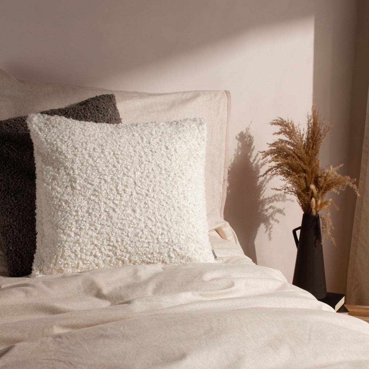 Cabu 45cm Boucle Fleece Cushion 