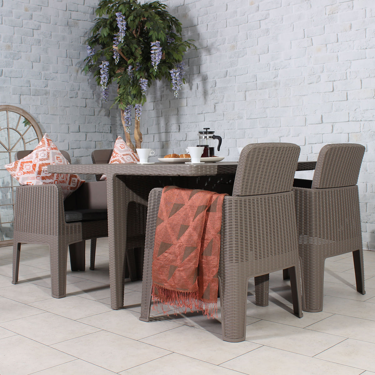 Faro 4 Seat Grey Taupe Cube Dining Set