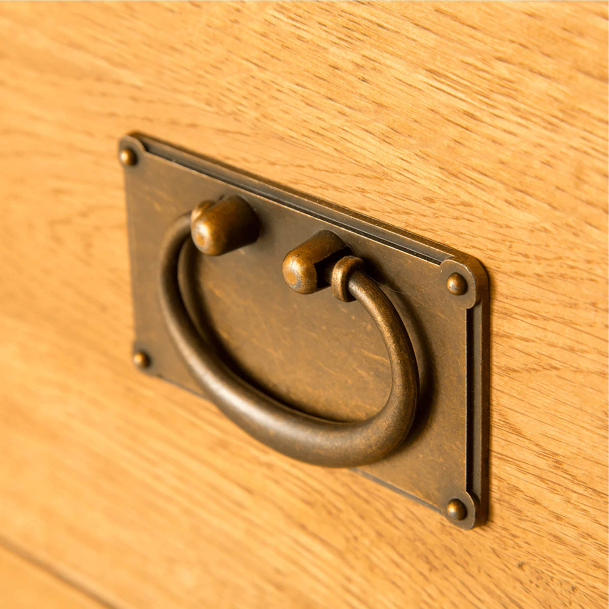 Lanner Oak Combination Wardrobe drawer handle close up 