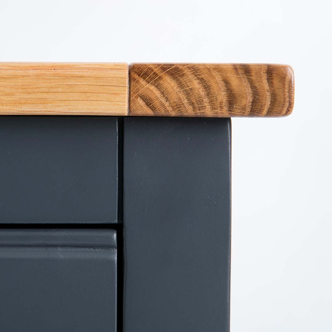 Close up of the oak corners edge on the Chichester Charcoal Extra Large Sideboard