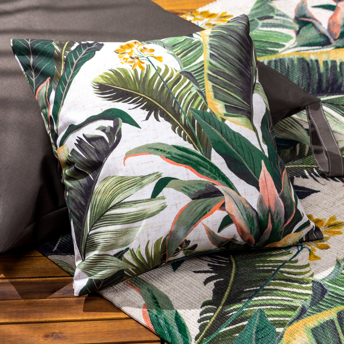 Hawaii 43cm Reversible Outdoor Polyester Cushion