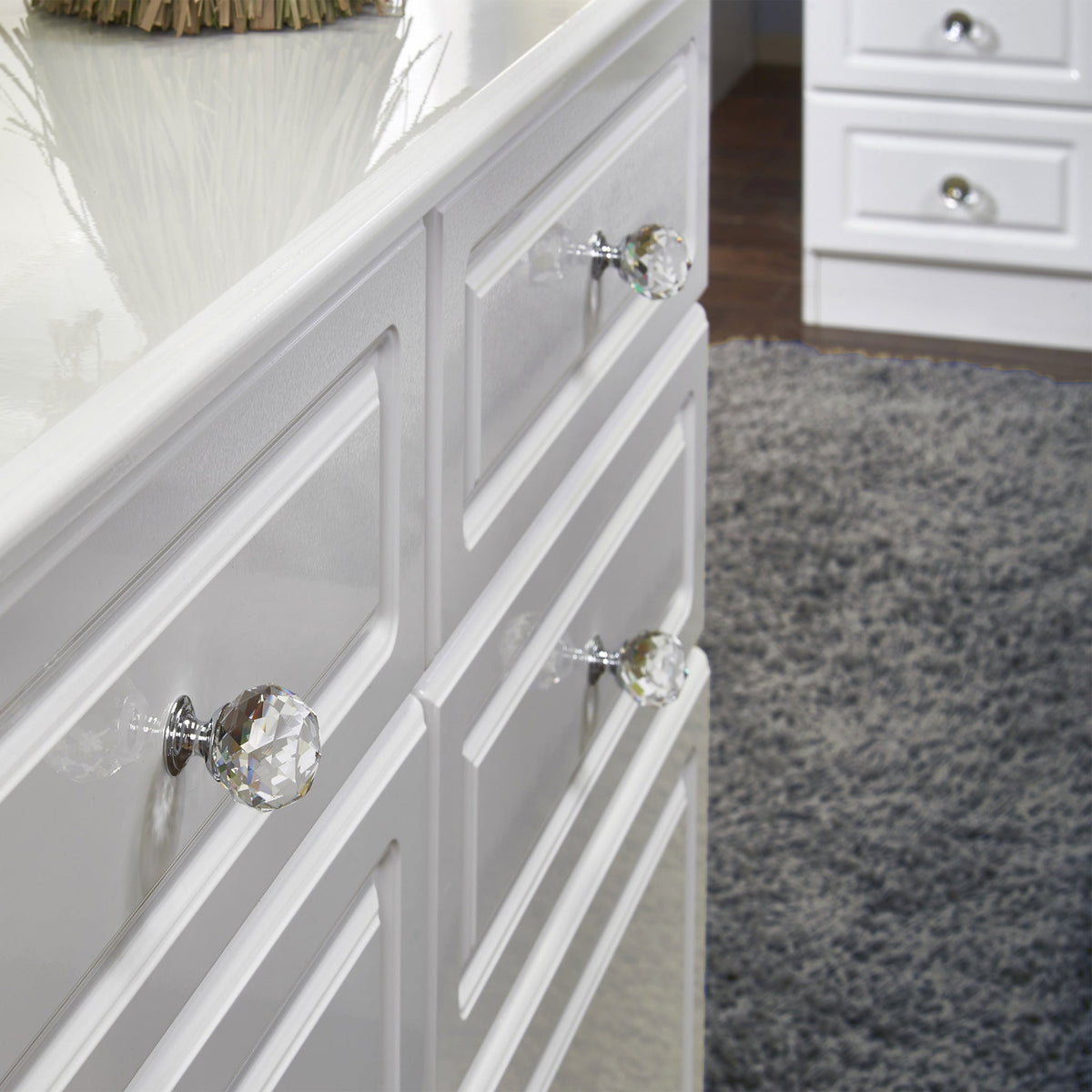 Kinsley White Gloss 6 Drawer Chest from Roseland closeup crystal