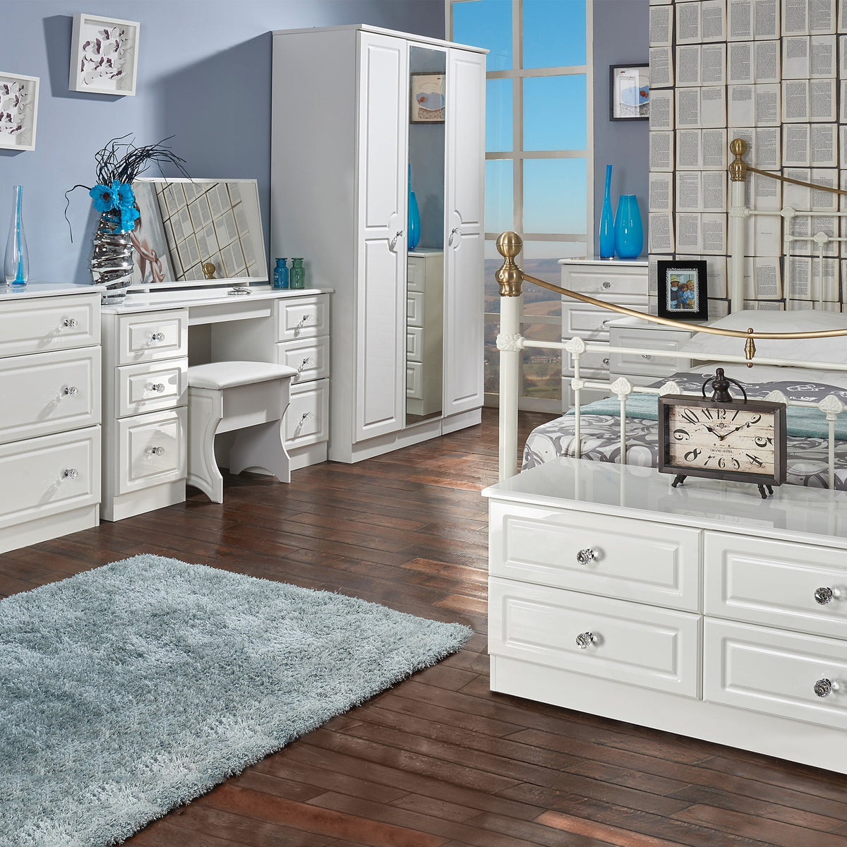 Kinsley White Gloss Triple Wardrobe with Mirror from Roseland rug chest drawers