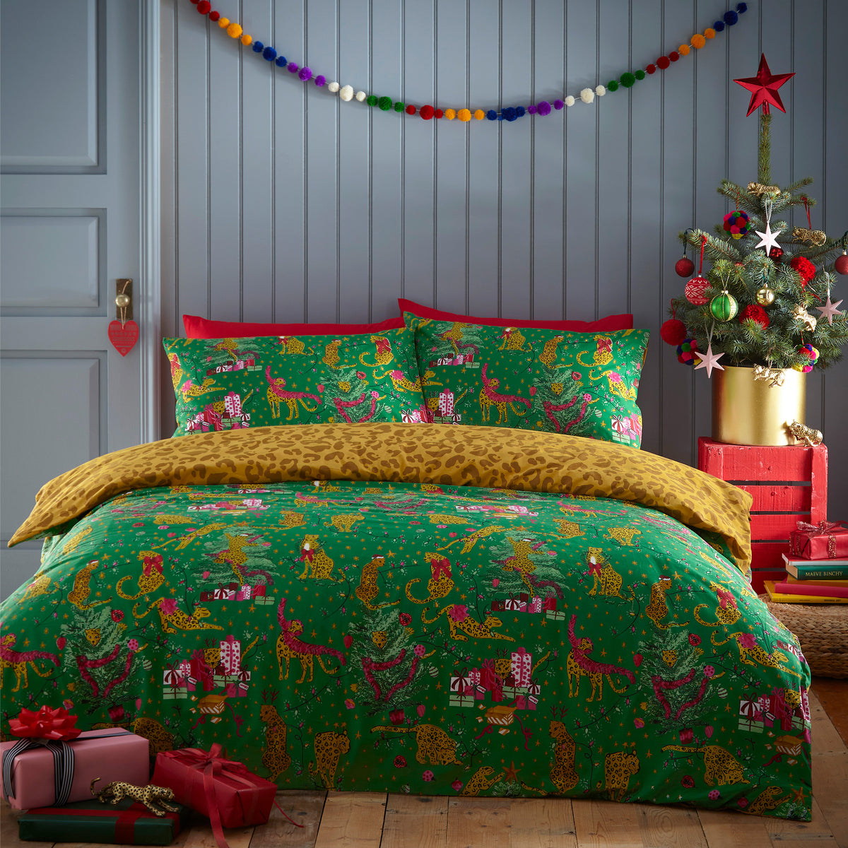 Animal Christmas Duvet Set | Toddler | Green/Gold