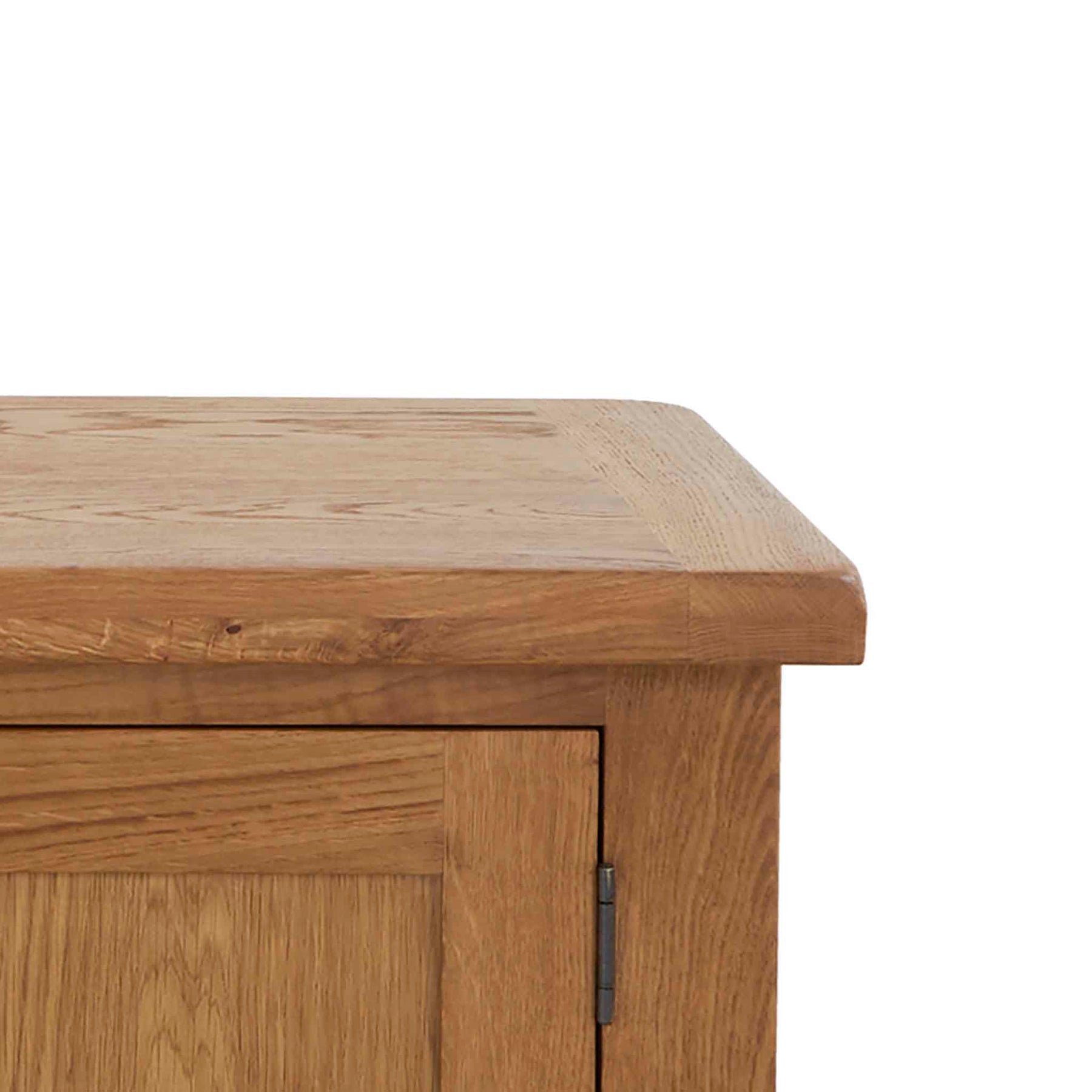 Zelah Oak 150cm TV Stand - Close up of top