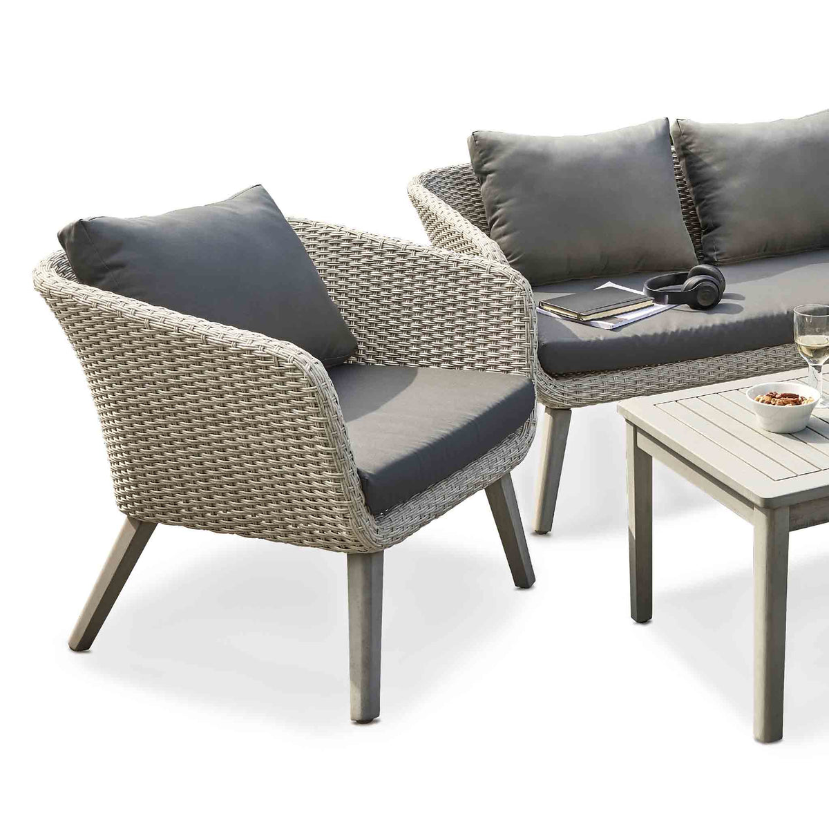 Chatsworth Rattan 4 Seat Lounge Set - Close up of chair and cushions