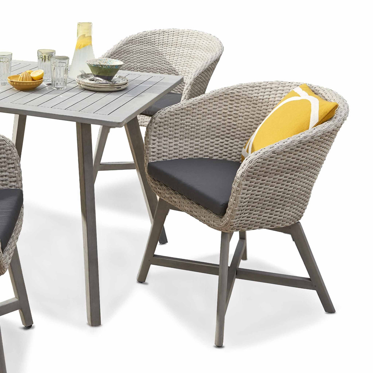 Chatsworth Rattan 4 Seat Dining Set - Close up of chair