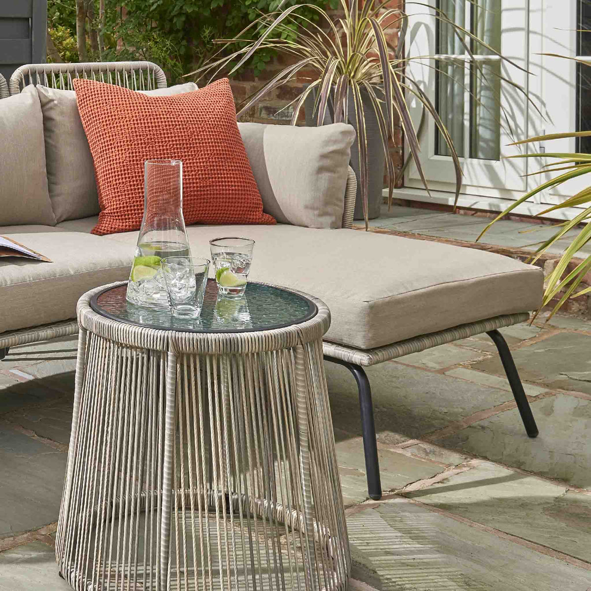 Roma Chaise Set with Table - Close up of cushions on chaise